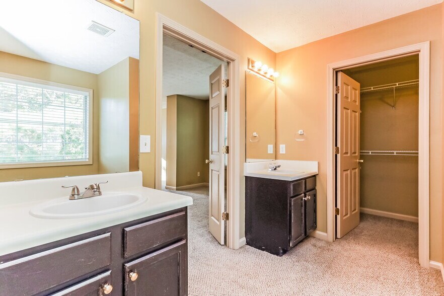 Building Photo - 5028 Burling Mill Dr