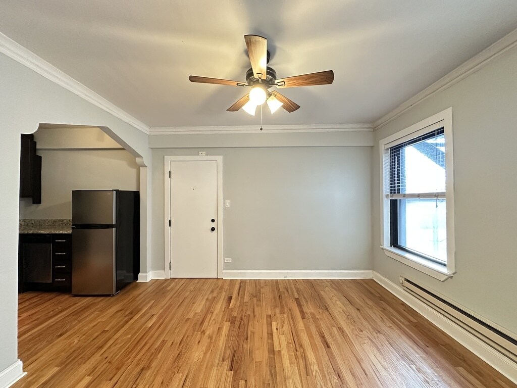 Building Photo - 618 W Patterson Ave