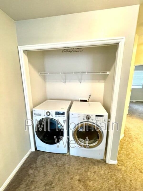 Building Photo - 55 Peregrine Ln