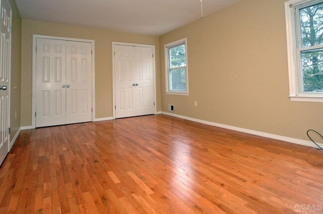 Building Photo - 17 Gardenia Ct