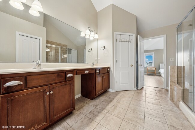 Building Photo - 5739 Rosinweed Ln