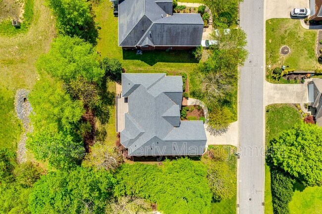 Building Photo - 1126 Blowing Rock Cove