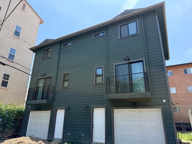 Building Photo - 2616 ELL