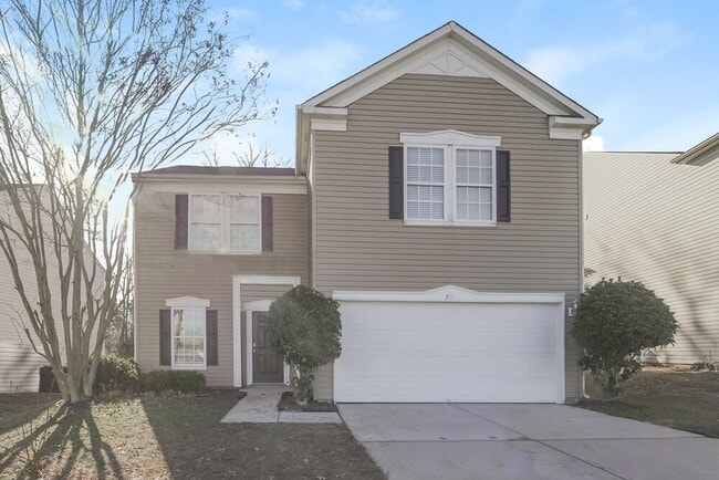 Building Photo - 712 Winborne Ave SW