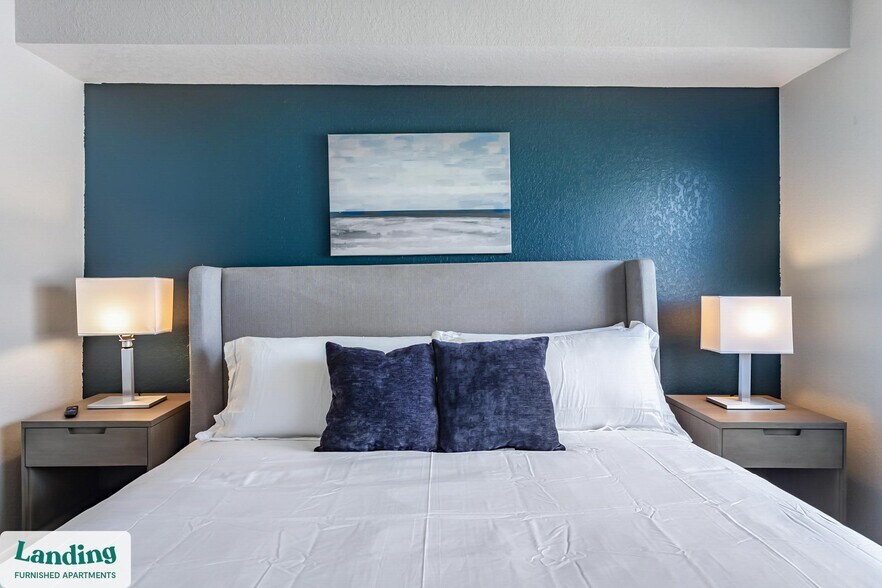 Building Photo - 10200 Falcon Pine Blvd