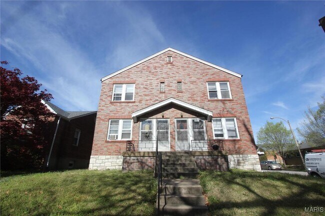 Primary Photo - 3339 Lawn Ave