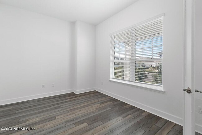 Building Photo - 116 Alston Dr