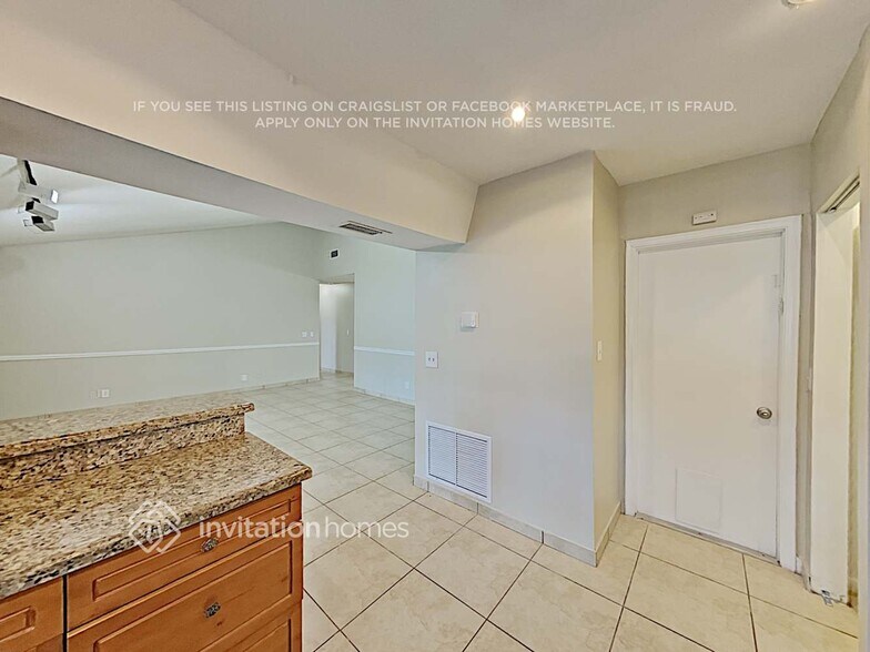 Building Photo - 2101 NW 108th Terrace