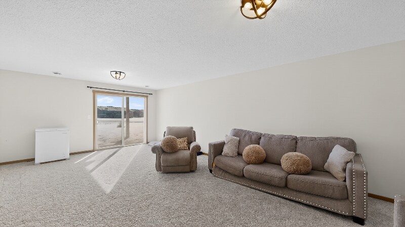 Building Photo - 2412 Hadley Hills Dr NE