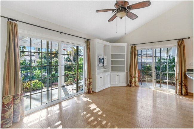 Building Photo - Beautiful Woodbridge Home!