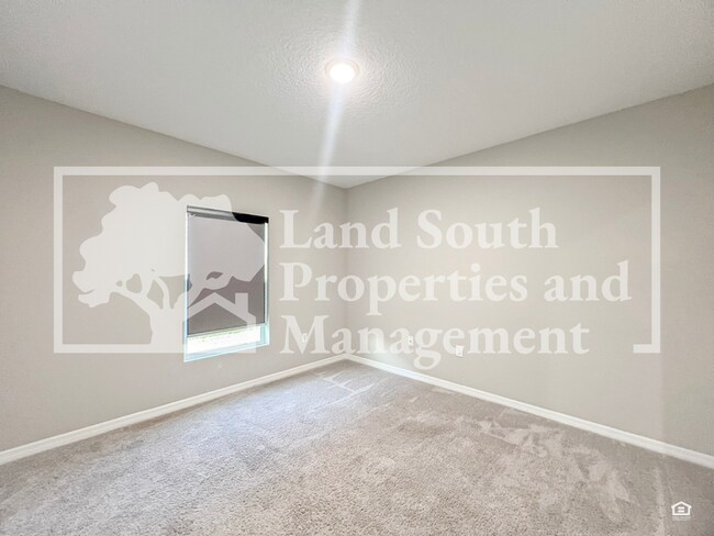 Building Photo - 5484 Siltstone St