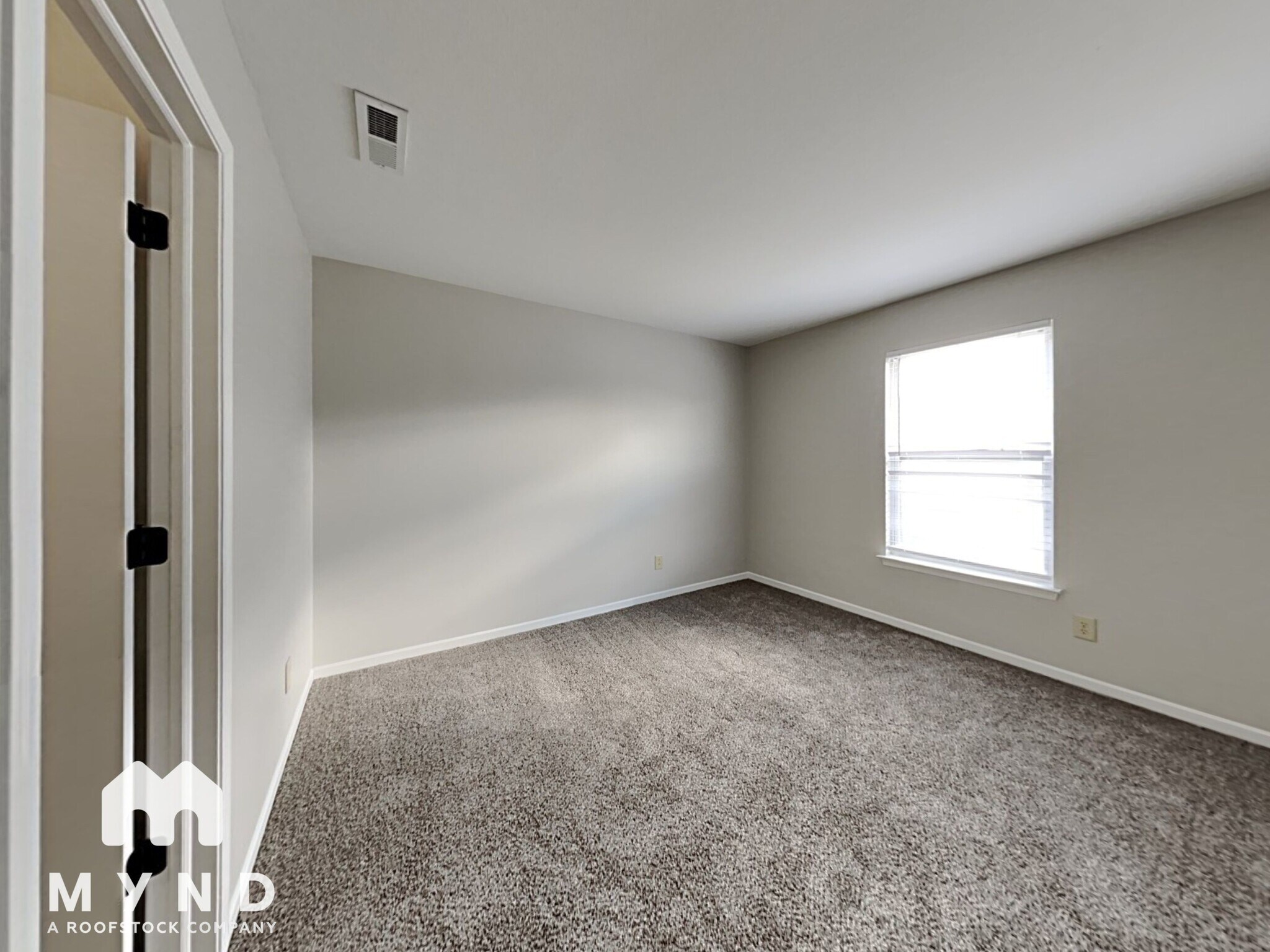 Building Photo - 747 Sedgewick Ln