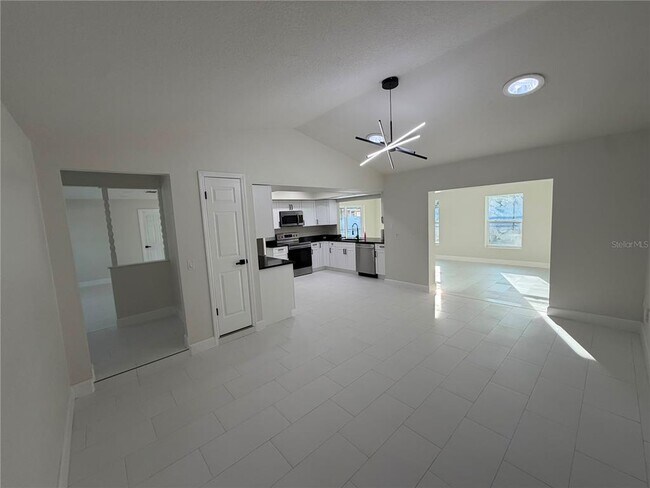 Building Photo - 8362 Tranquil Dr