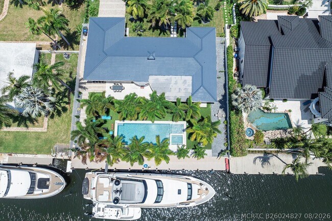 Building Photo - 207 Royal Palm Dr