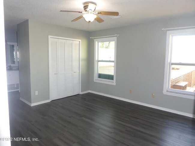 Building Photo - 14317 Coral Reef Dr S
