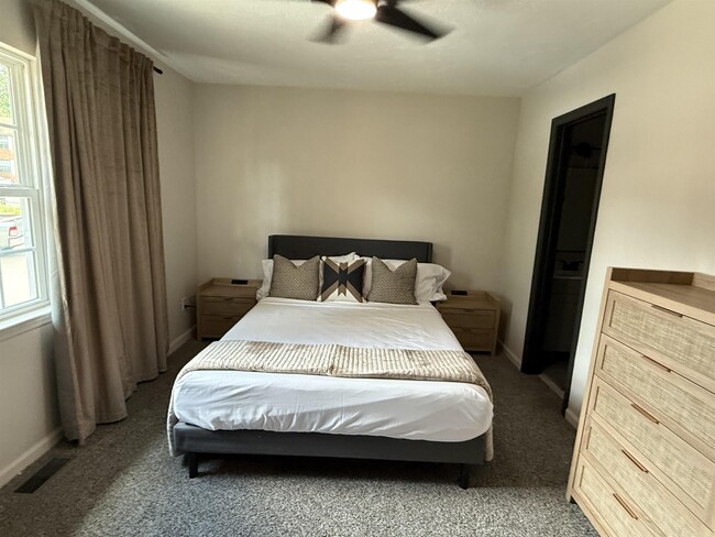 Building Photo - 1226 Hidden Pl