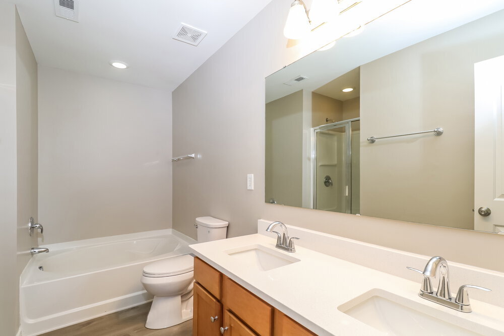 Building Photo - 1317 Bray Dr