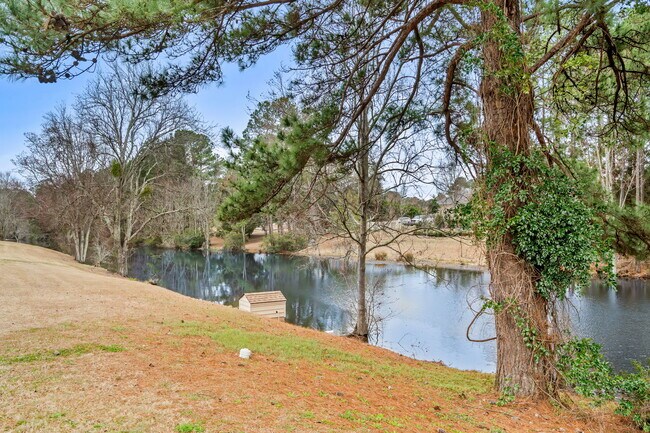 Building Photo - 4088 Fairway Lakes Dr