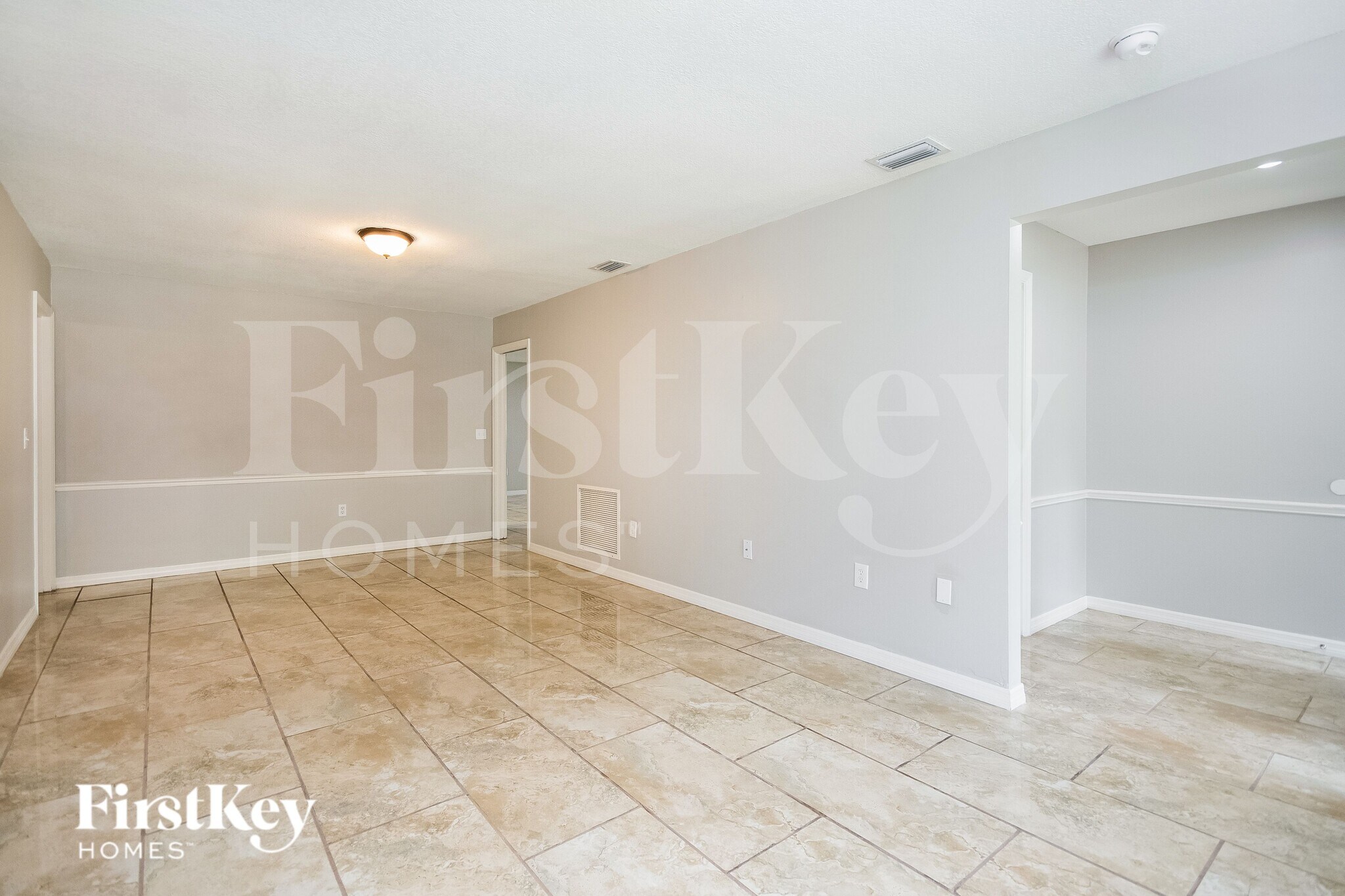 Building Photo - 815 Lake Elbert Ct