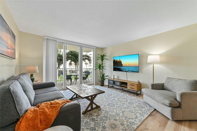 Building Photo - 3540 S Ocean Blvd