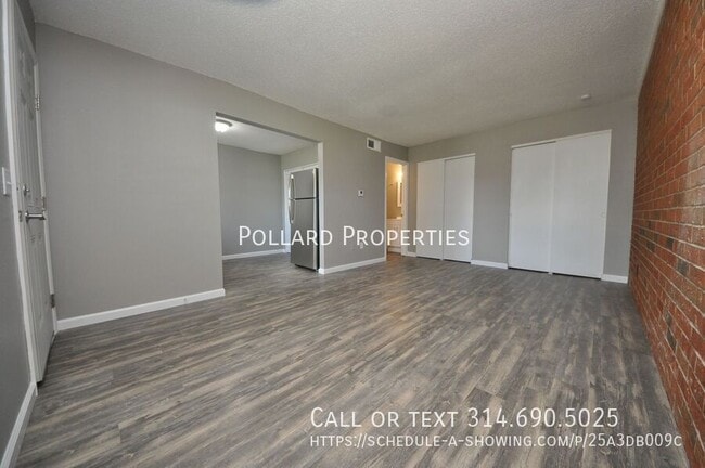 Building Photo - 15 Westwood Village