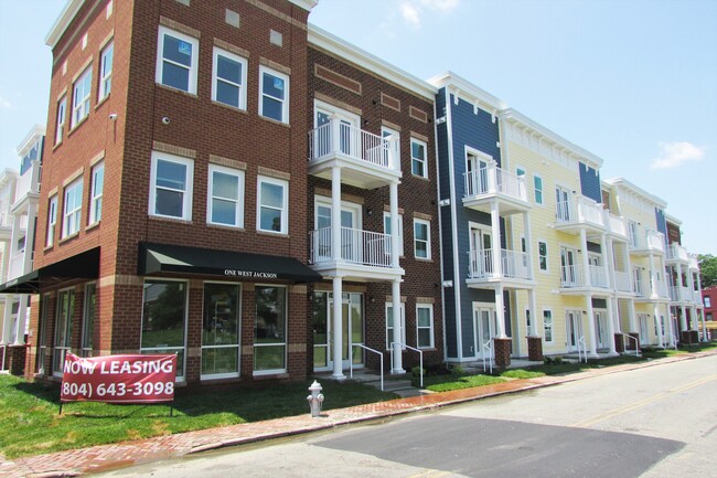 Building Photo - One West Jackson Apartments