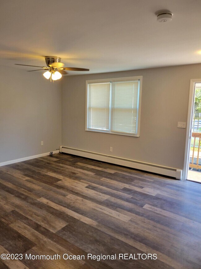 Building Photo - 119 Raritan Ave