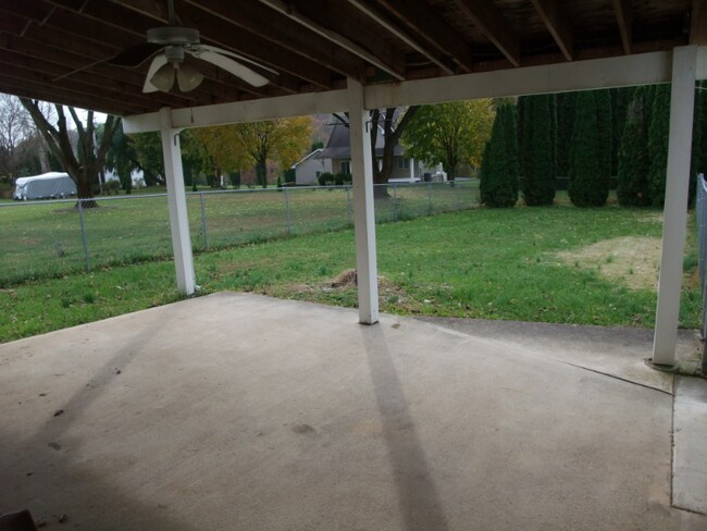 Building Photo - 5743 Sullivan Trail