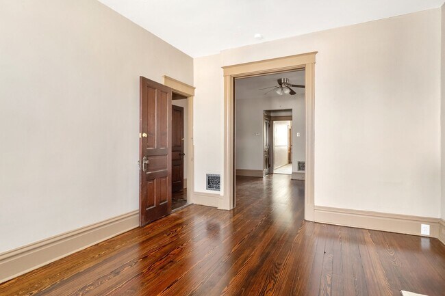 Building Photo - Junie B. Aiata