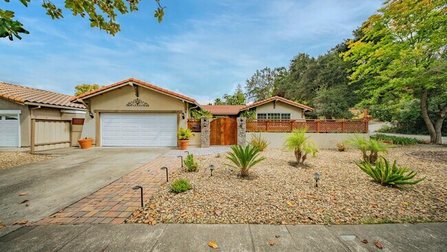 Primary Photo - 22 Greengate Ct