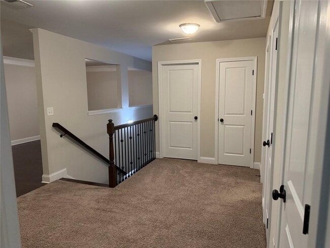 Building Photo - 3772 Ledgemont Dr