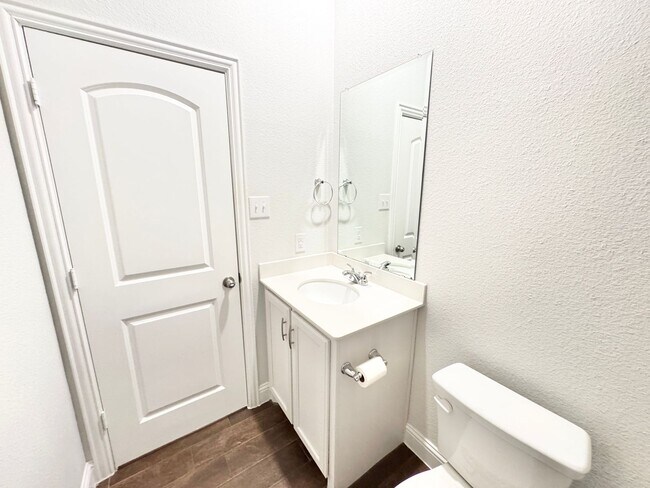 Building Photo - Argyle ISD! 3 Bed 2 Bath Home in PERFECT Location