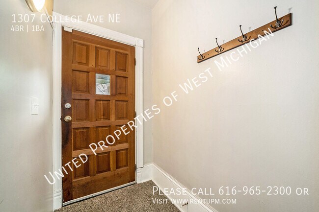 Building Photo - 1307 College Ave NE