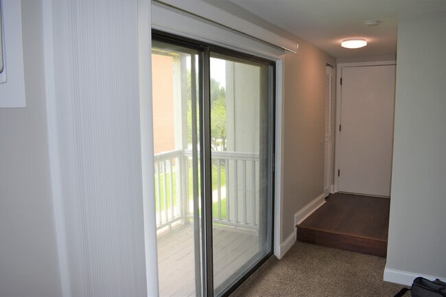 Building Photo - 121 N Gregory St