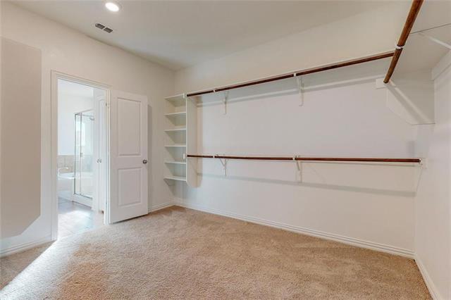 Building Photo - 10143 Prairie Dr