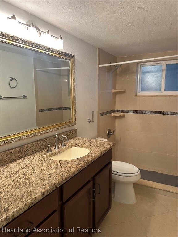 Building Photo - 2131 Lakeview Dr