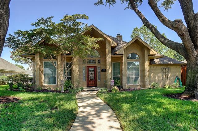 Primary Photo - 108 Mesquitewood St