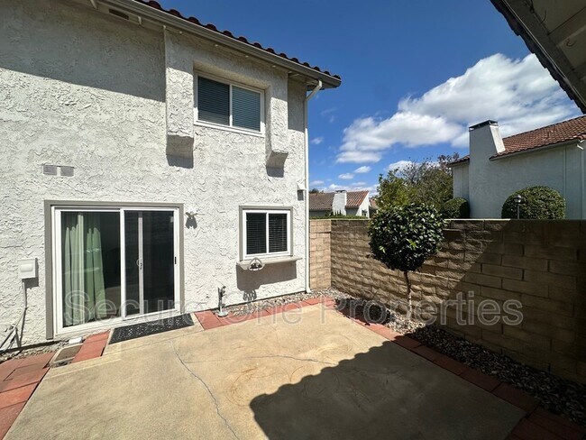 Building Photo - 248 Green Heath Pl