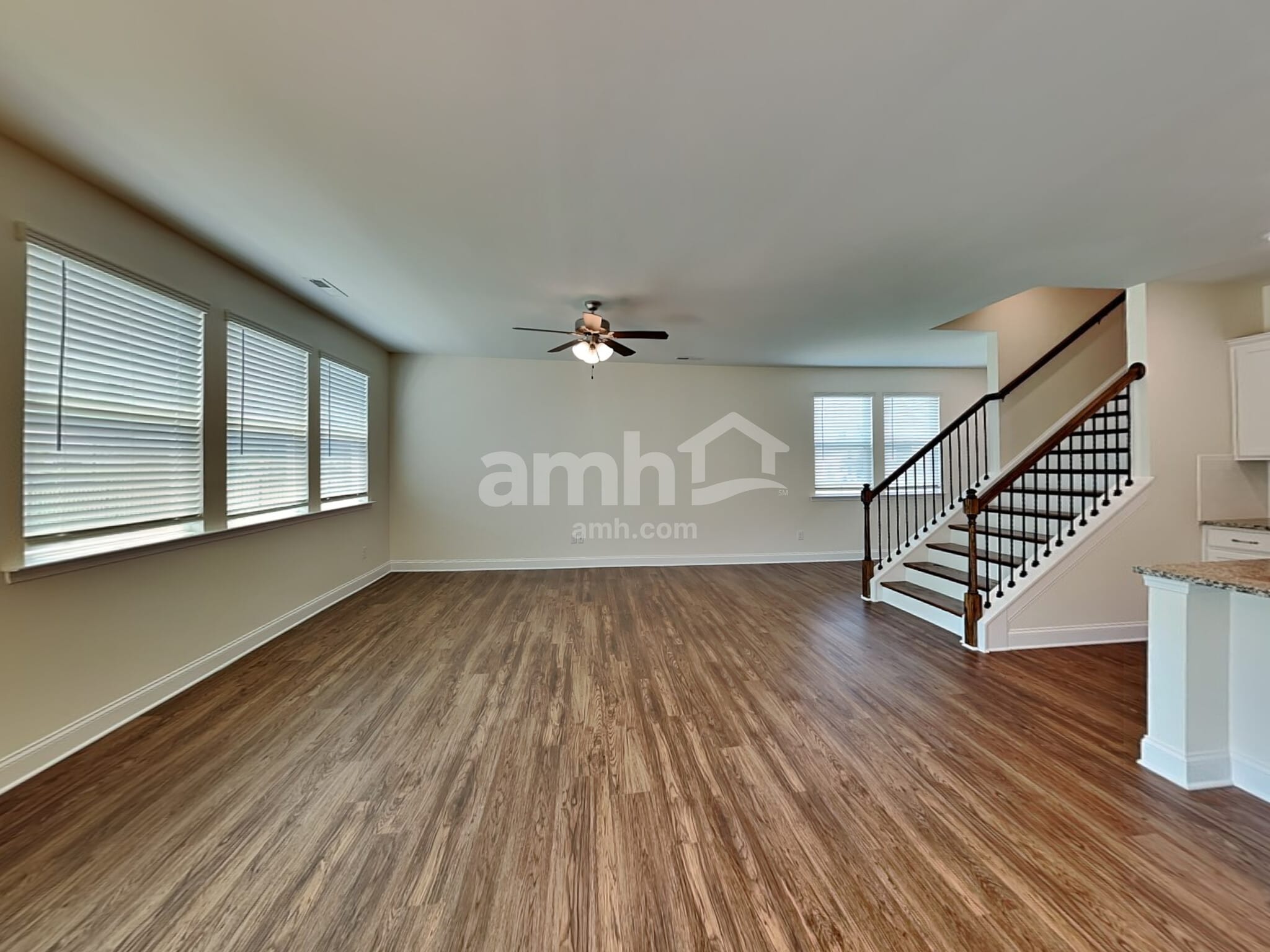 Building Photo - 4911 Trayton Ave