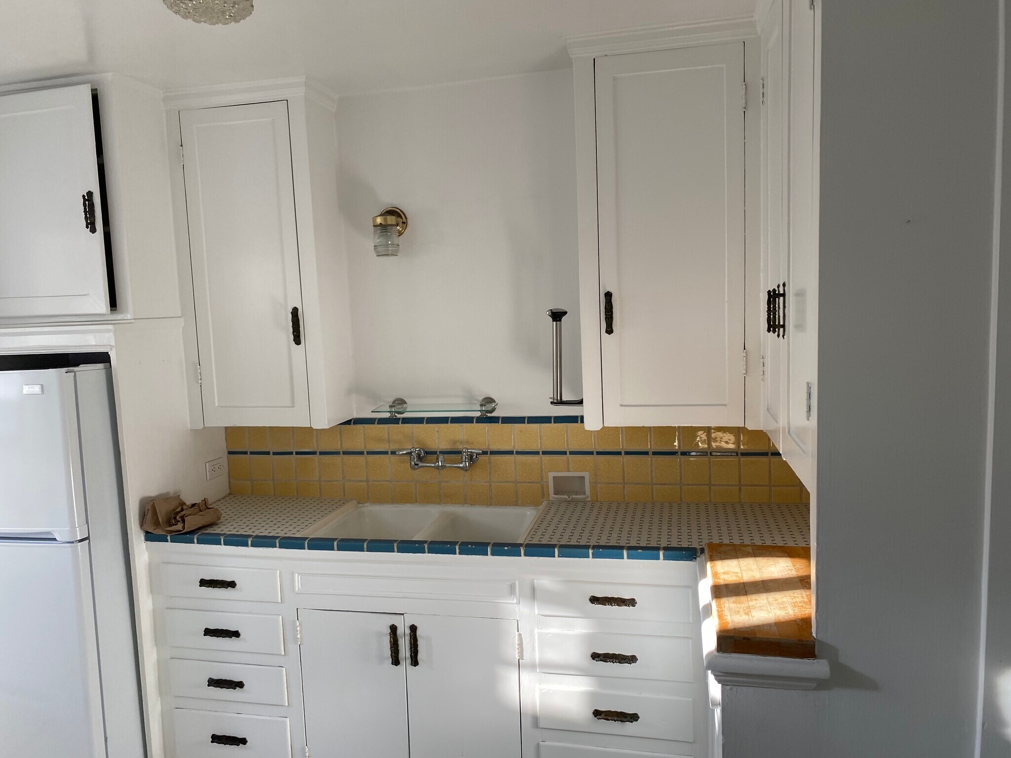 Building Photo - 10343 Dunkirk Ave