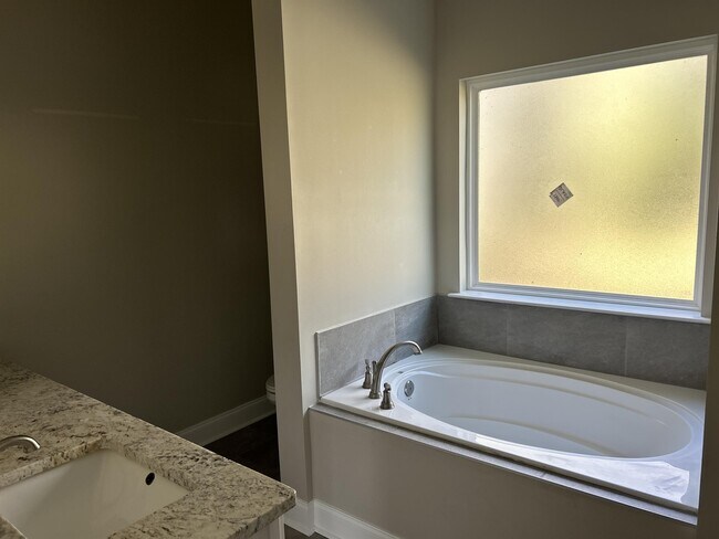 Building Photo - 20419 Egret Rd