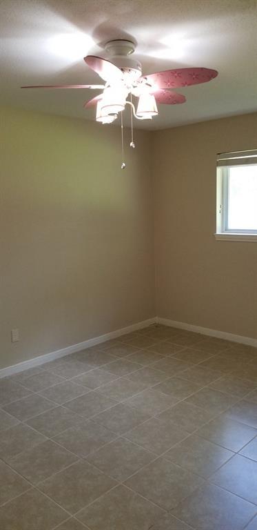 Building Photo - 24506 Cottonwood Cove Ln