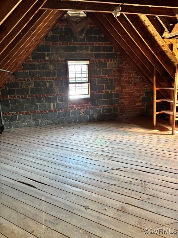 Building Photo - 5813 Fitzhugh Ave