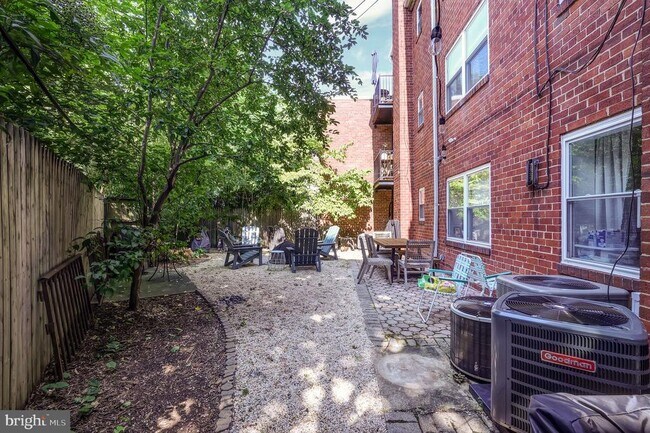 Building Photo - 1411 Massachusetts Ave SE