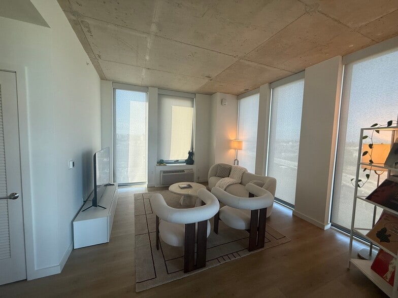 Building Photo - 270 Johnston Ave