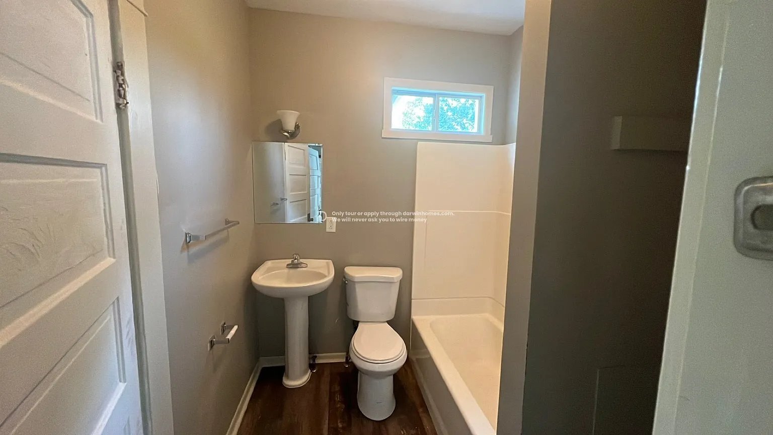 Building Photo - 2907 Bristol St