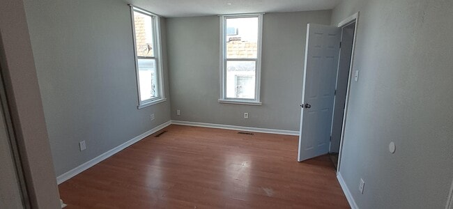 Building Photo - 107 Indiana Ave