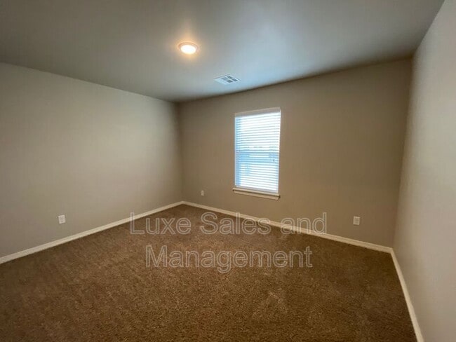 Building Photo - 2149 Camino Del Plaza Ln