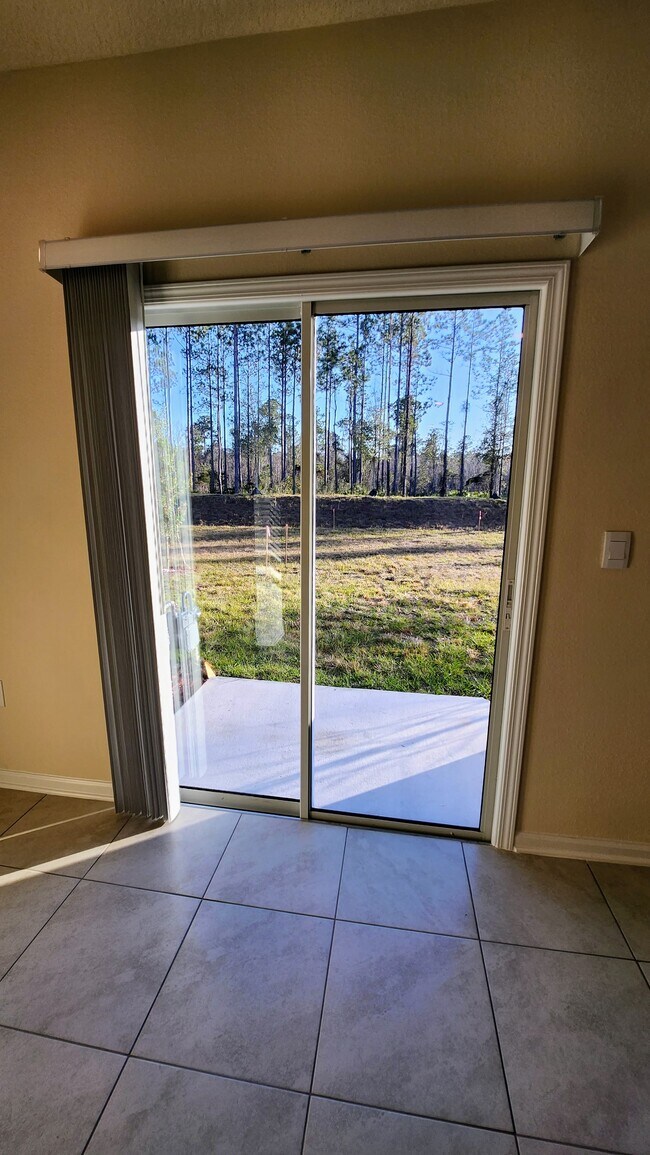 Building Photo - 365 Coastline Wy