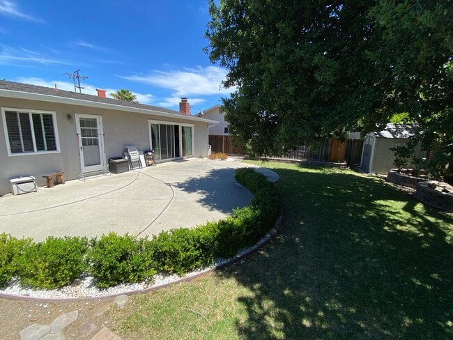 Building Photo - SAN JOSE WEST - Beautifully renovated home, great location